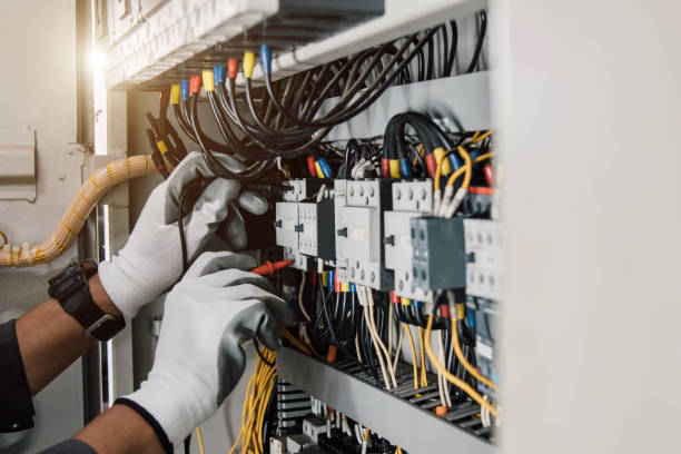 Best Local Electrician Companies  in Seminole, FL